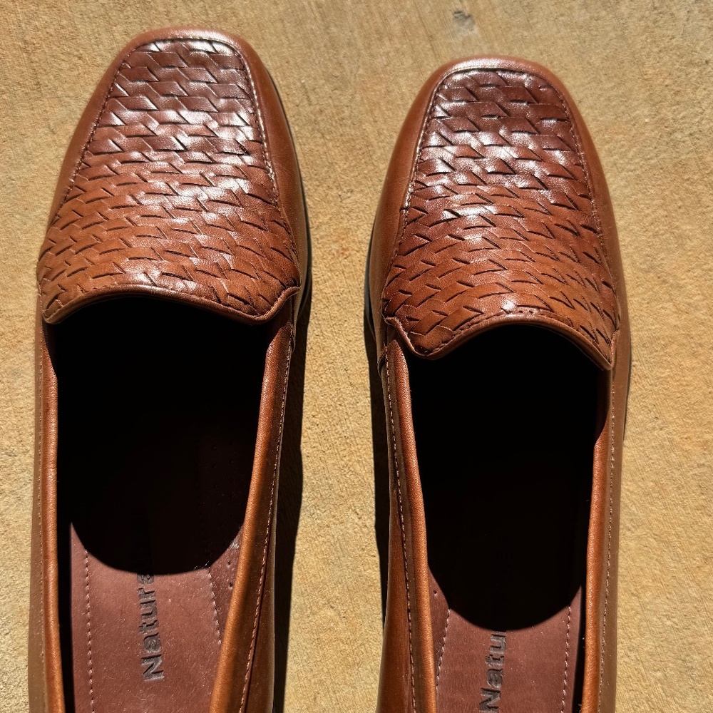 Naturalizer Flats Loafers Leather Size 6.5 Wide